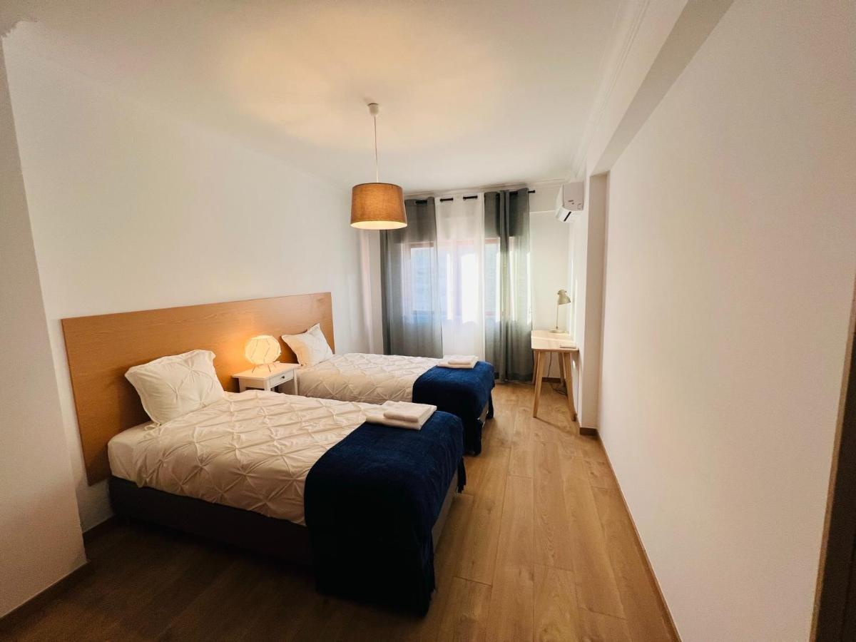 Beautiful Apartment - Family And Group Of Friends Povoa de Santa Iria Exterior foto